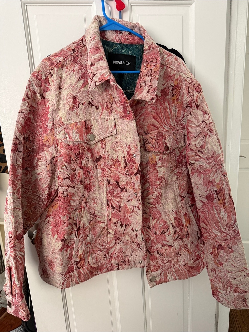 Fashion Nova Pink Floral Jacquard Shirt Jacket